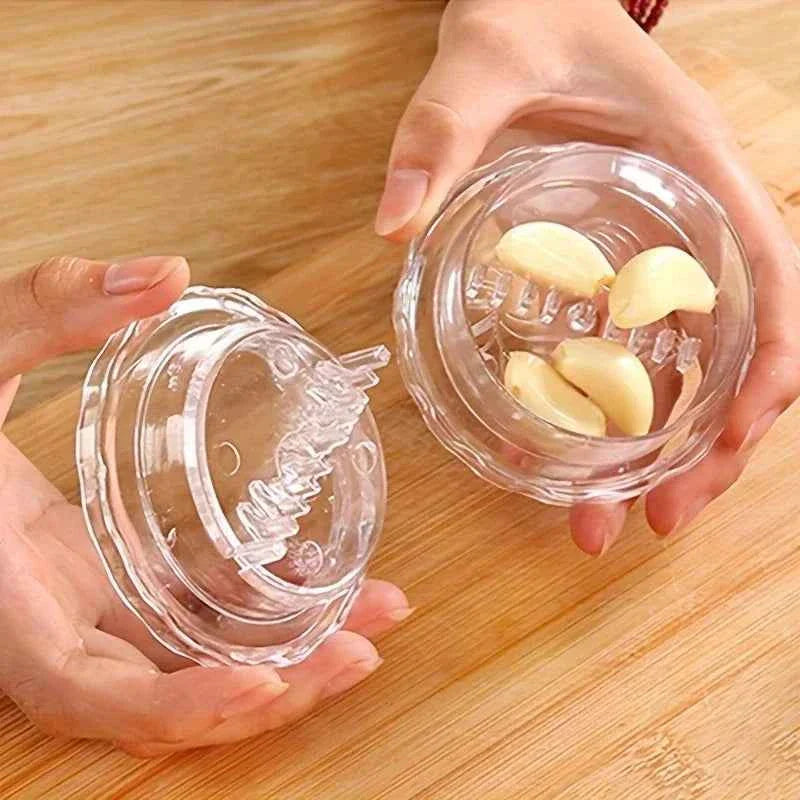 1/2Pcs Manual Garlic Crusher - Portable Twist Kitchen Gadget for Crushing Garlic and Ginger, Easy to Use and Clean