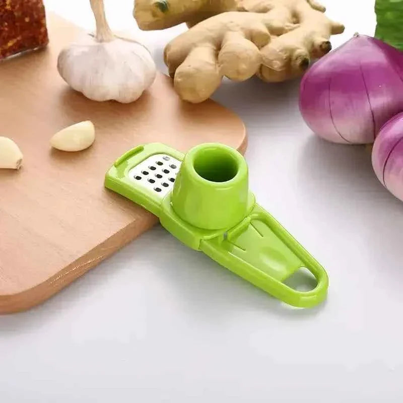 Mini Garlic Grinder - Creative Manual Garlic Press for Effortless Mashing in Your Kitchen